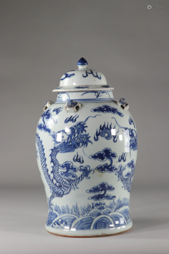 Blanc Bleu covered vase with Qing period dragons