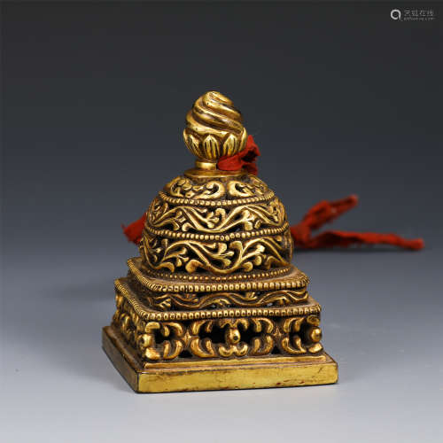A CHINESE GILT BRONZE SEAL