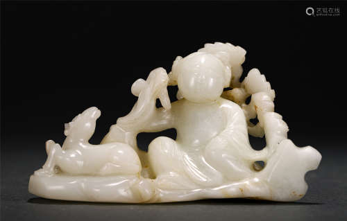 A CHINESE JADE FIGURE DECORATION