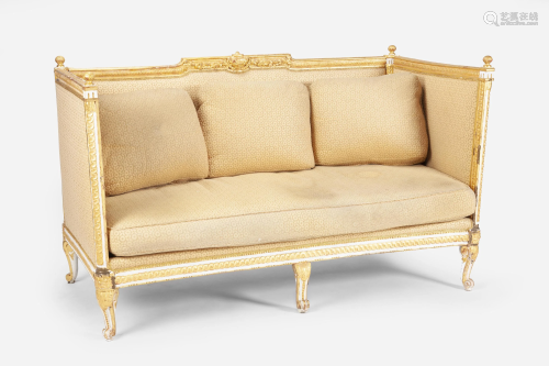 A French Louis XVI-style carved giltwood daybed
