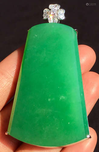 ICY GREEN JADEITE PENDANT