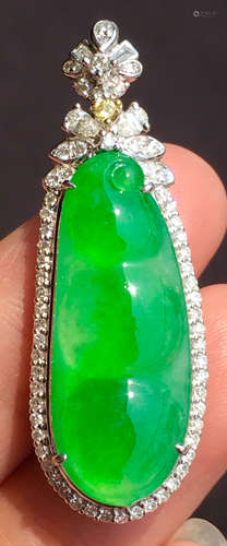 ICY GREEN JADEITE PEA PENDANT