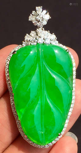 ICY GREEN JADEITE LEAF PENDANT