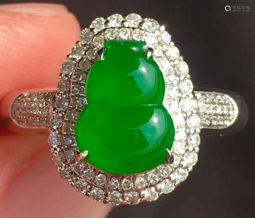 ICY GREEN JADEITE RING