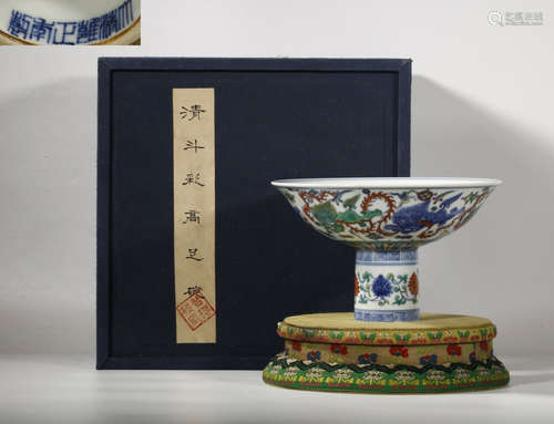 YONGZHENG MARK DOUCAI GLAZE CUP