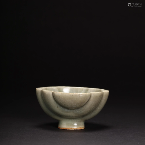 A Longquan Lobed Opening Cup