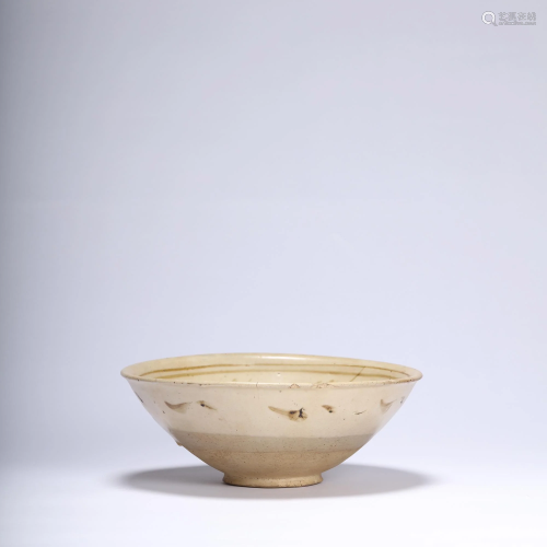 A Cizhou Floral and Bird Bowl