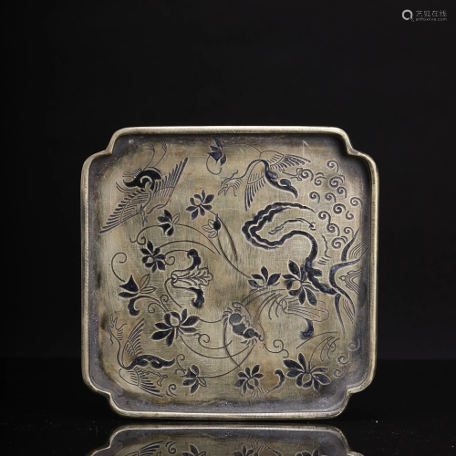 A Carved Bronze Censer Tray