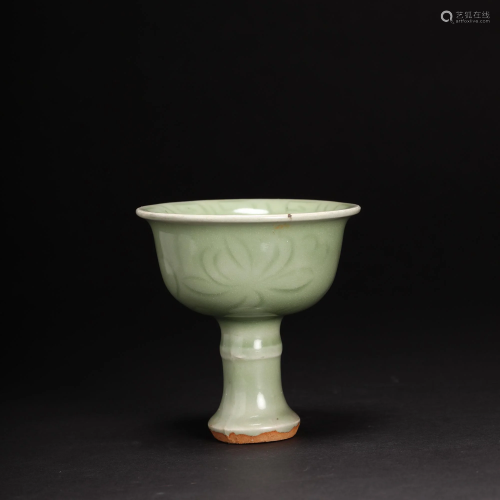 A Longquan Celadon High Stem Cup