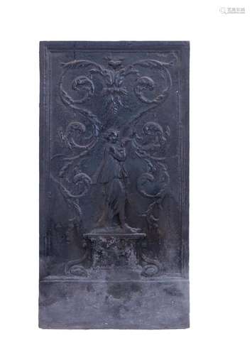 Plaque de cheminée. 18ème siècle.Fonte. Décor d'une femme de...