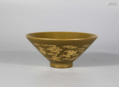 Chinese Gilt Tea Dust Glazed Porcelain Bowl