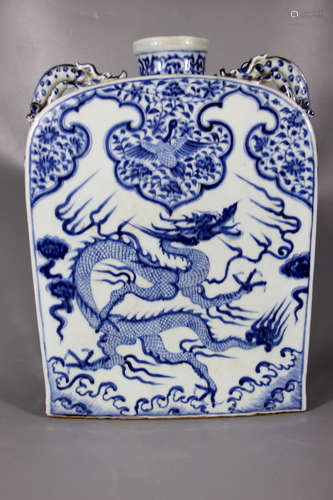 Chinese Blue White Dragon Porcelain Vase