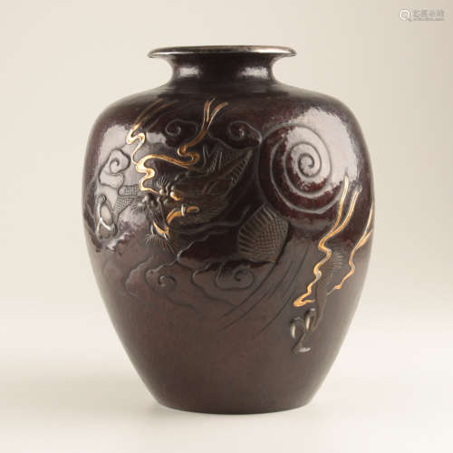 銅　龍紋花瓶