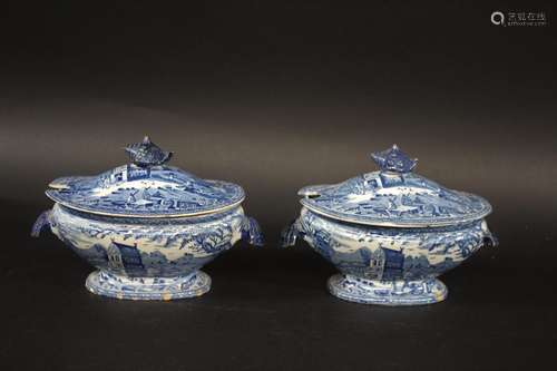 PAIR OF PEARLWARE TUREENS a pair of lidded tureens with shel...