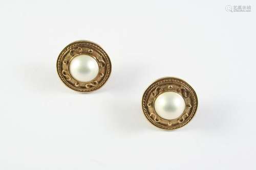 A PAIR OF CULTURED PEARL AND GOLD EARRINGS each earring set ...