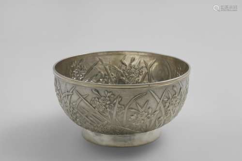 A LATE 19TH / EARLY 20TH CENTURY CHINESE ROSE BOWL hemispher...