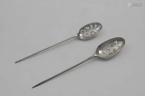 A GEORGE I MOTE SPOON with a plain moulded rattail, maker's ...