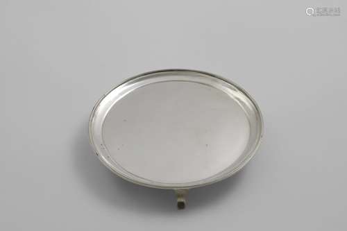 A GEORGE III SCOTTISH WAITER OR STAND plain circular with a ...