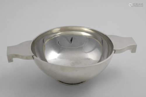 AN EARLY 20TH CENTURY SCOTTISH LARGE QUAICH of plain, conven...