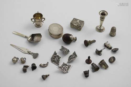 MISCELLANEOUS SMALL ITEMS:- Two small boxes, a miniature can...