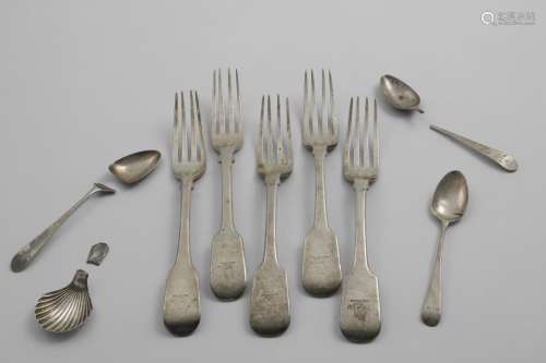 A MIXED LOT:- Five George III Fiddle pattern table forks, cr...