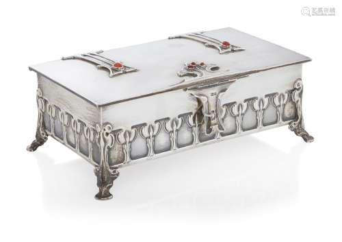William Hutton & Sons (British), an Arts & Crafts silver box...