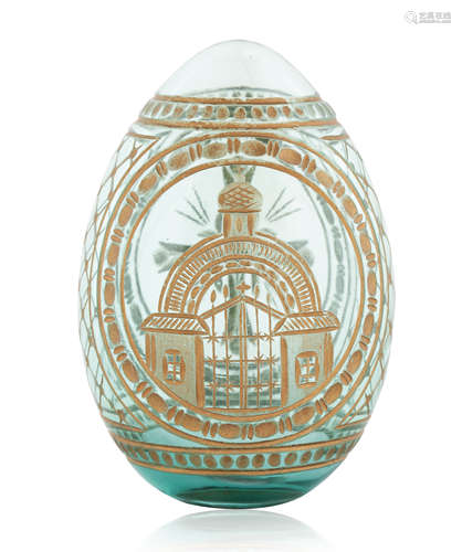 A RUSSIAN GLASS EASTER EGG, IMPERIAL GLASS FACTORY, ST. PETE...