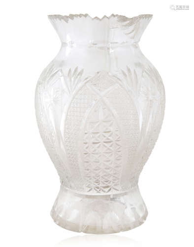 A WATERFORD CRYSTAL CUT VASE, WATERFORD IRELAND, 20TH CENTUR...