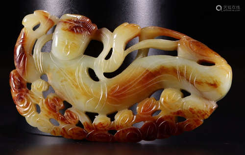 HETIAN JADE CARVED FIGURE PATTERN PENDANT