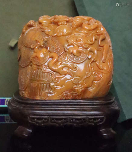 TIANHUANG STONE CARVED ORNAMENT