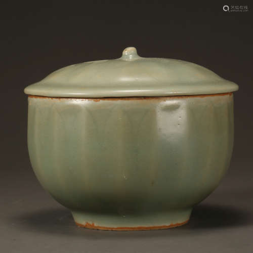 LONGQUAN WARE COVER BOWL, SOUTHERN SONG DYNASTY OF CHINA