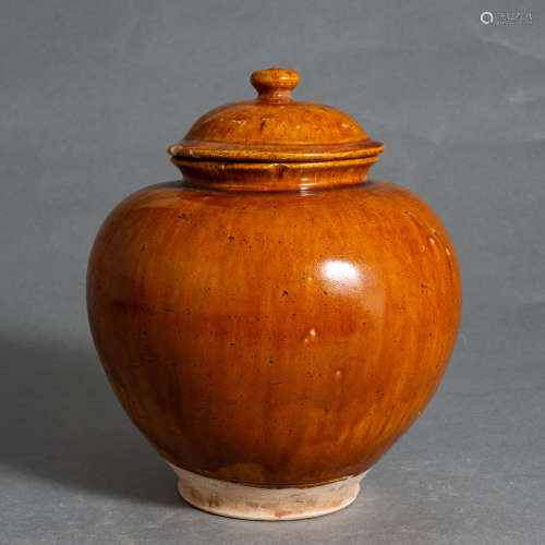 GONGXIAN WARE YELLOW-GLAZED PORCELAIN JAR WITH LID, TANG DYN...