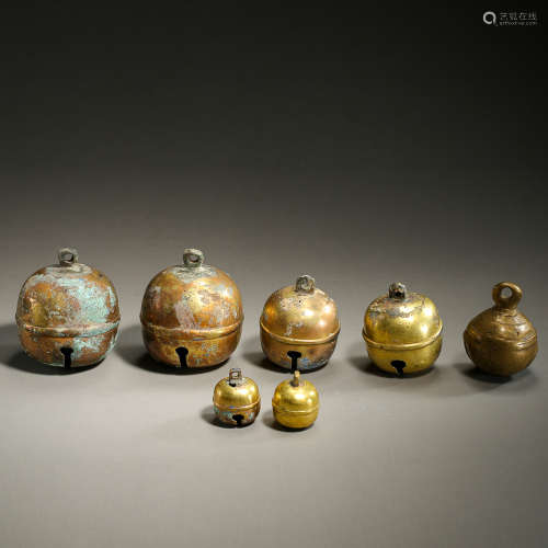 A GROUP OF GILT BRONZE BELLS, LIAO OR JIN  OF CHINA