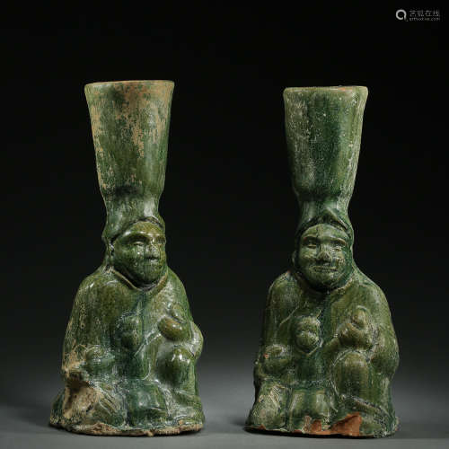 A PAIR OF CHINESE GREEN GLAZED LAMPS, HAN DYNASTY