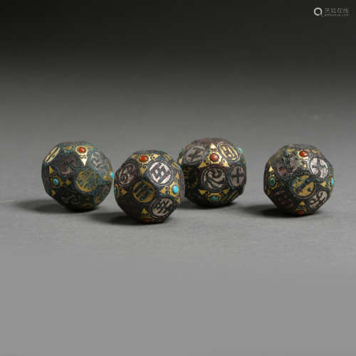 A SET OF AGATE DICE INLAID WITH GOLD SILVER AND TURQUOISE, T...