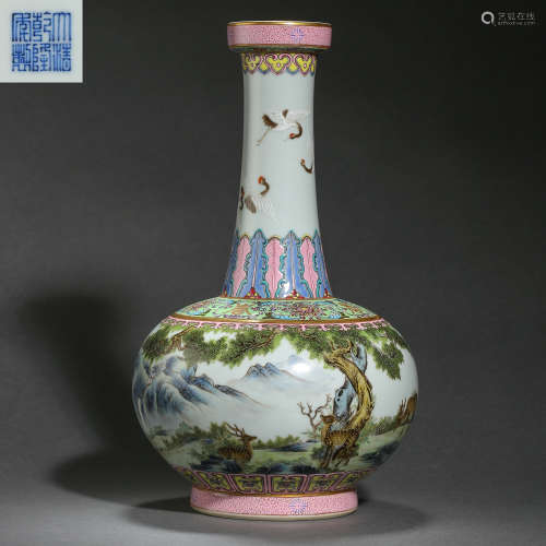 QING DYNASTY, CHINESE LONG NECKED FAMILLE ROSE PORCELAIN BOT...