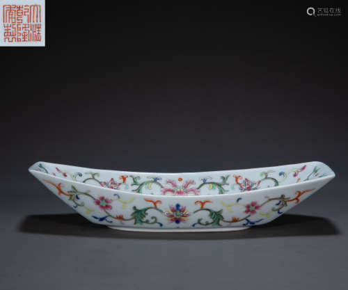 CHINESE QING DYNASTY FAMILLE ROSE BOAT PLATE