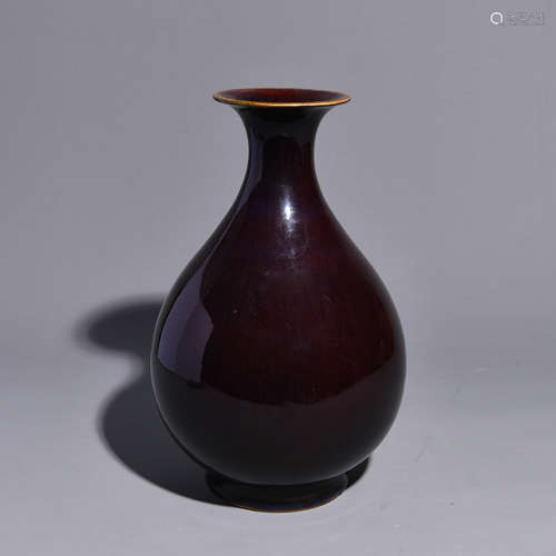 A REDC GLAZEDC JADCE POT SPRING BOTTLE