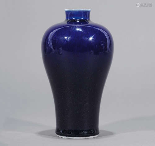 清 祭藍釉梅瓶