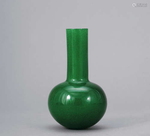 綠料小天球瓶