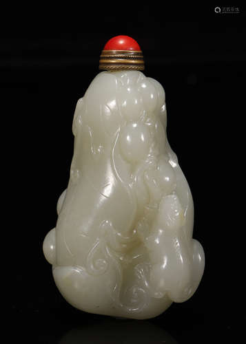 Qing Dynasty - Hetian Jade Snuff Bottle