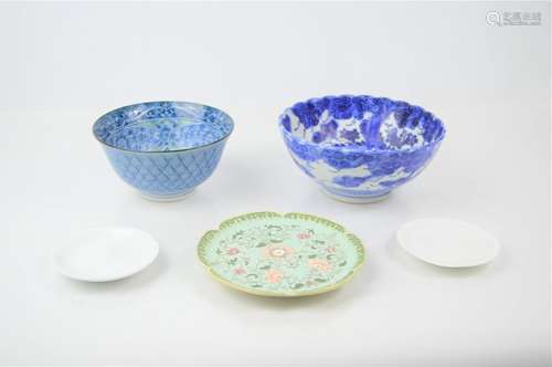 A group of ceramics to include two Chinese bowls