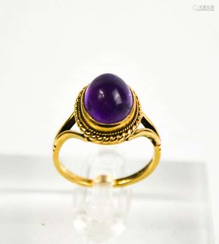 A 9ct gold and amethyst ring, size K1/2, 3.20g