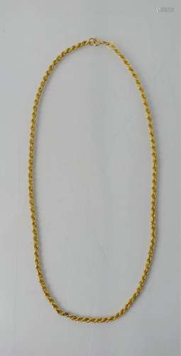 A 9ct gold necklace, 4.05g