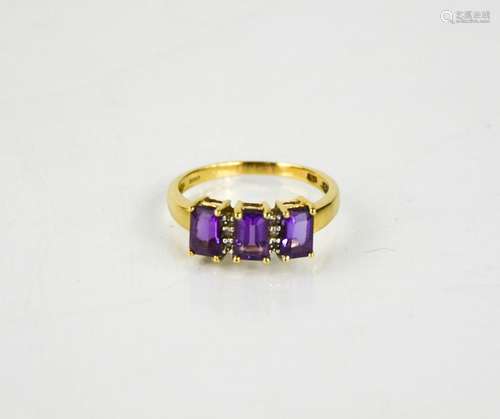 A 9ct gold vintage amethyst and diamond ring, size N, 2.4g.