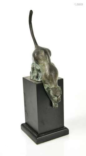 A modern bronzed panther raised on a plinth, unsigned, 33cm ...