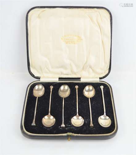 A set of six silver coffee spoons, Birmingham 1929, 1.31toz