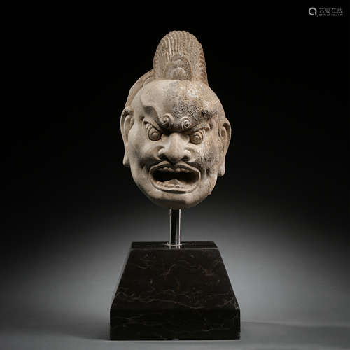 TANG DYNASTY, CHINESE WHITE JADE CARVED HEAD OF A STRONG MAN