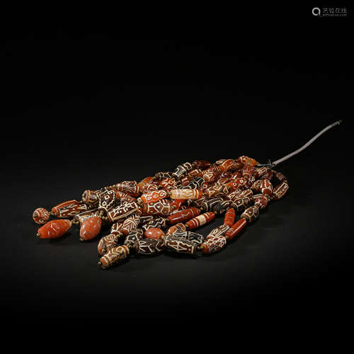 TANG DYNASTY, CHINESE AGATE BEADS