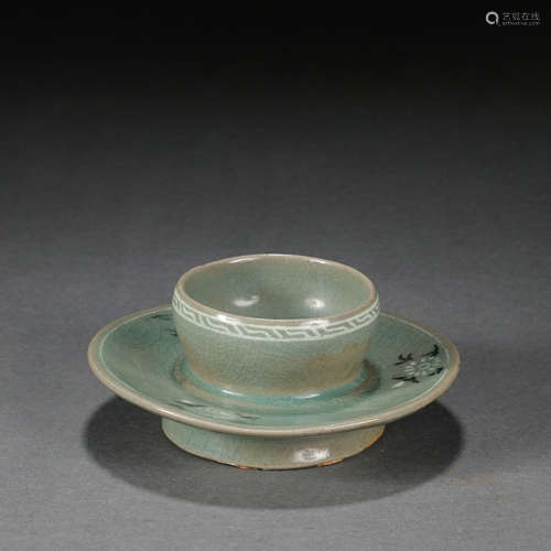 ANCIENT KOREAN CELADON CUP AND SAUCER